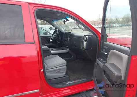 2018 Chevrolet Silverado 1500 2Lt z USA, uszkodzony, nr VIN 3GCUKREC2JG121144
